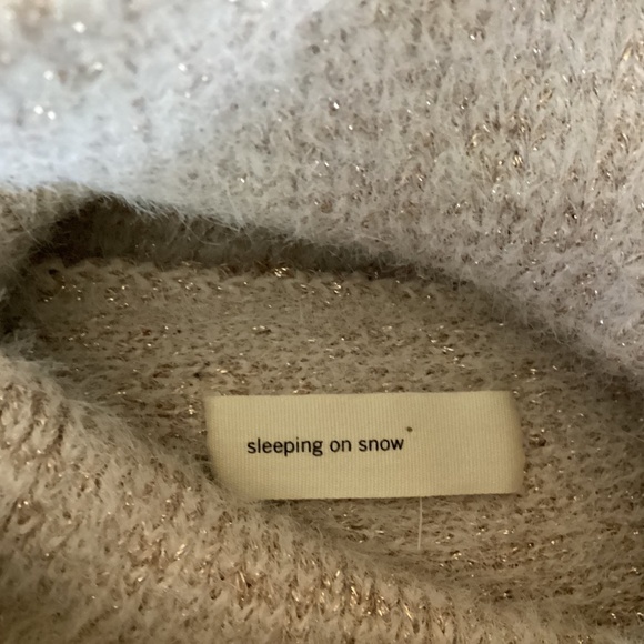 Anthropologie Sleeping On Snow creamy metallic fuzzy knit poncho OS - Picture 9 of 11